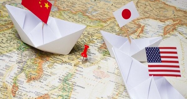 تهدید چین با کتاب سفید/ژاپن از منشور صلح فاصله می گیرد!