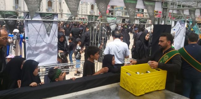 ایجاد سایه‌بان و مه‌پاش در میدان بزرگ امام خمینی(ره)/ تأمین ۵۰ هزار لیتر آب شرب
