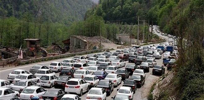 وضعیت راه‌های کشور؛ ترافیک سنگین در جاده‌های چالوس، هراز و آزادراه تهران – شمال