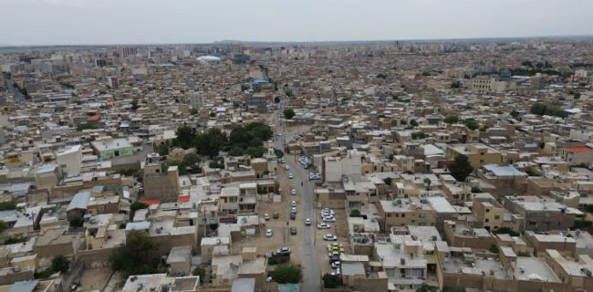 ۱۶۵۰ مترمربع بدنه محور دروازه ری قم جداره‌سازی شد