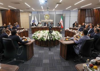 رئیس سازمان بازرسی کل کشور از نمایشگاه دائمی توانمندی‌های تولیدی استان بازدید کرد/کارگروه ویژه پیگیری مسائل صنعت و کشاورزی قم تشکیل می‌شود