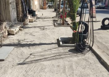 اجرای ۱۵۰۰ مترمربع پیاده‌روسازی در خیابان سواران منطقه دو قم