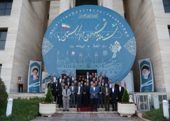 نشست شهرداران فرصتی برای تبادل تجربه و معرفی ظرفیت‌های شهر قم