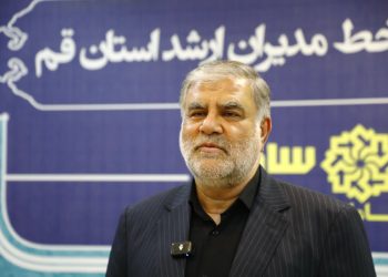 پاسخگویی مستقیم شهردار کلانشهر قم به مطالبات شهروندان در سامانه سامد/دکتر عظیمی: استفاده از پیشنهادات و انتقادات شهروندان موجب پویایی شهر می‌شود