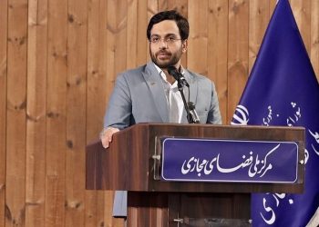 پاسداشت حقوق مردم در فضای مجازی به اندازه دفاع از مرزها اهمیت دارد