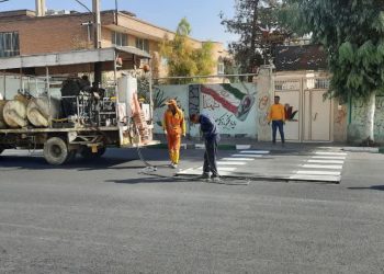 پایان عملیات روکش آسفالت خیابان مویدی در منطقه هفت قم