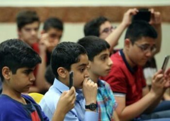 آسیب‌شناسی رابطه علم و دانش‌آموزان نسل Z و آلفا